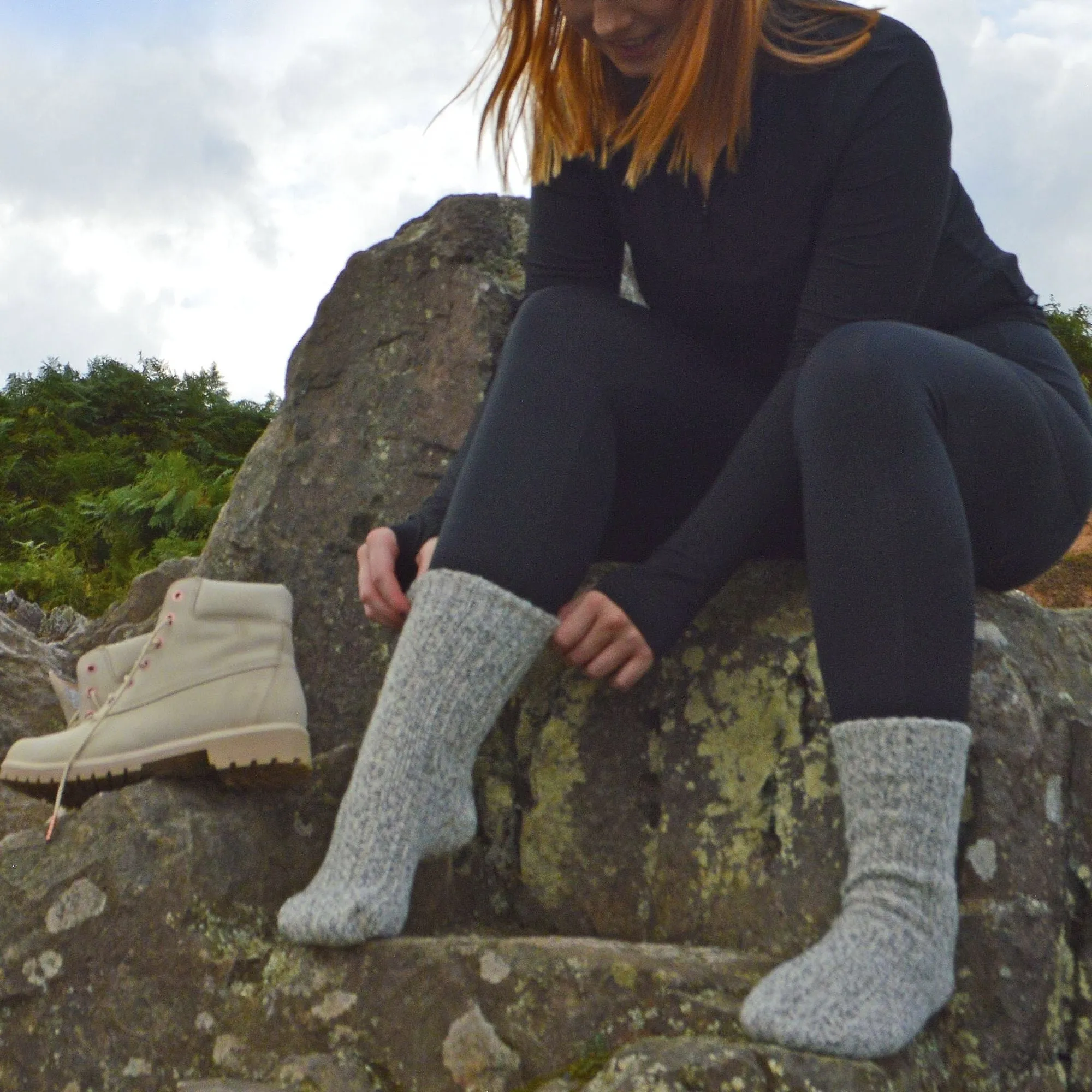 2 Pack Unisex Thick Heavy Winter Warm Wool Hiking Boot Socks