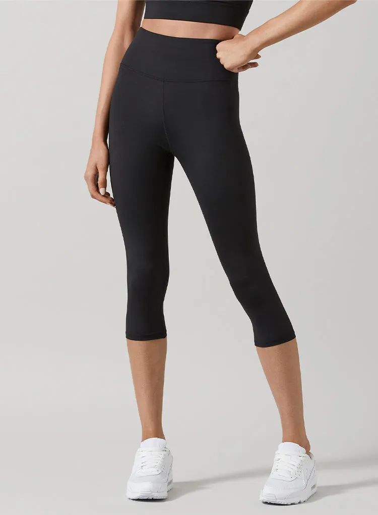 ASTRID CAPRI LEGGINGS