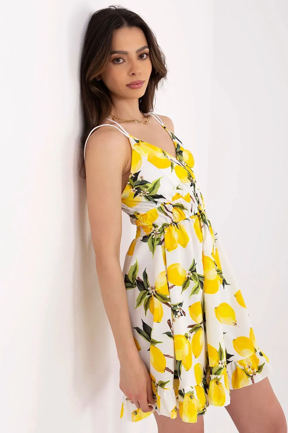 Charming summer dress with a lemon print