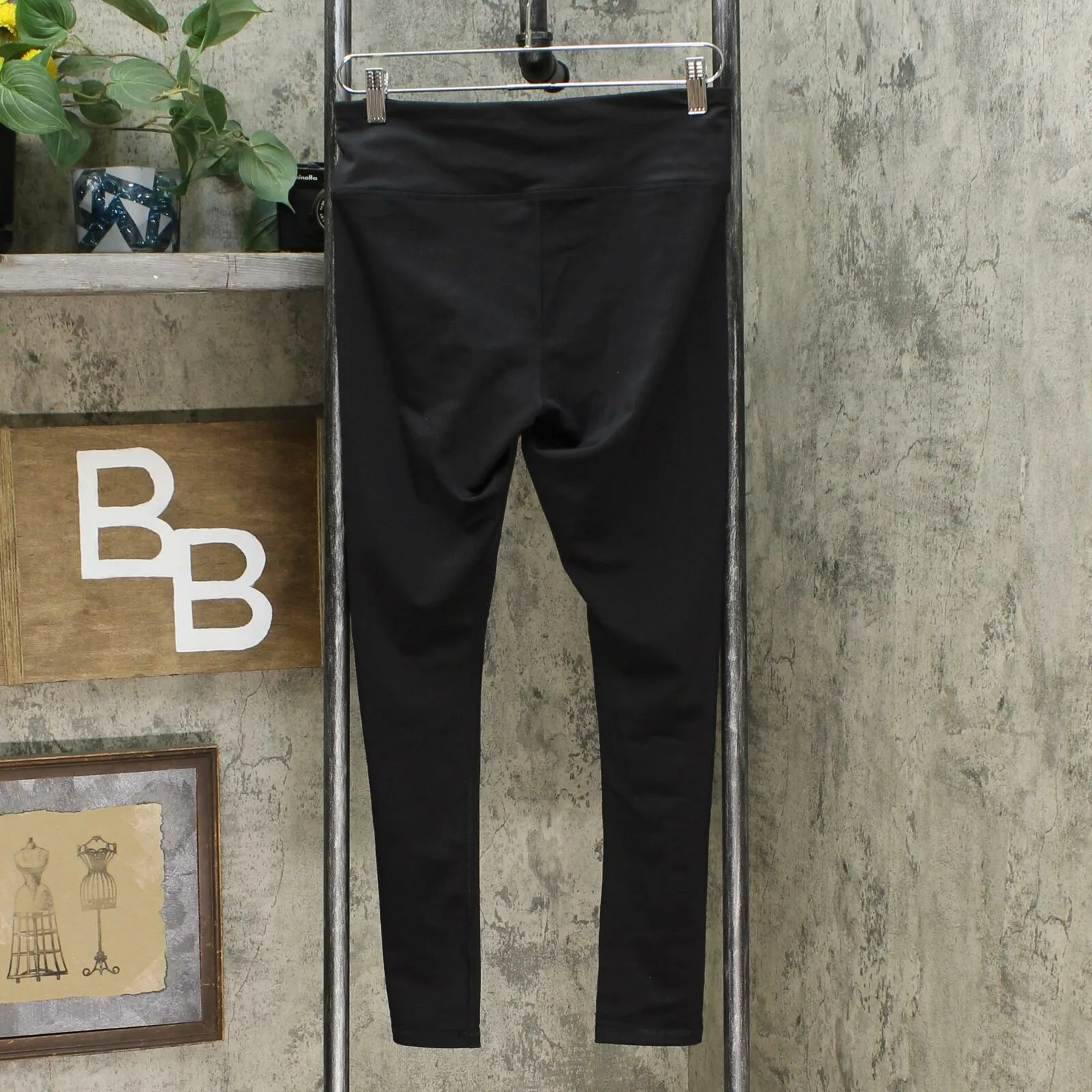 Copper Fit Women's Essential Moisture Infused Energy Leggings Black Small