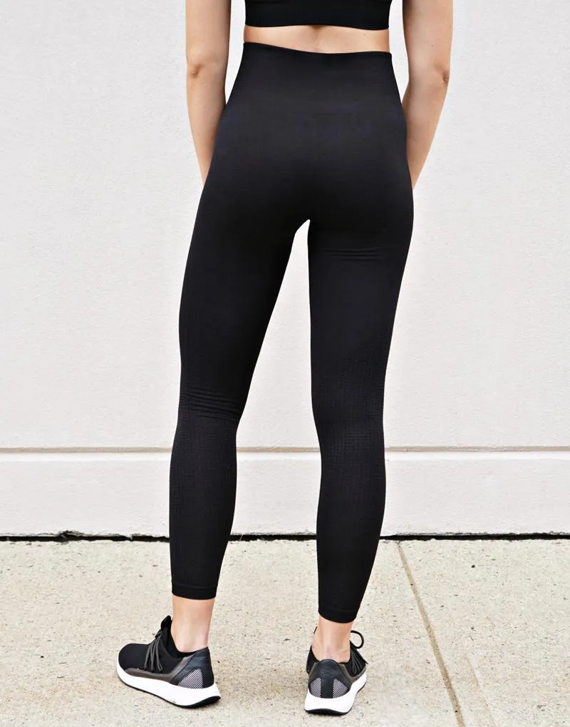 DOMINATE SEAMLESS LEGGINGS  - BLACK