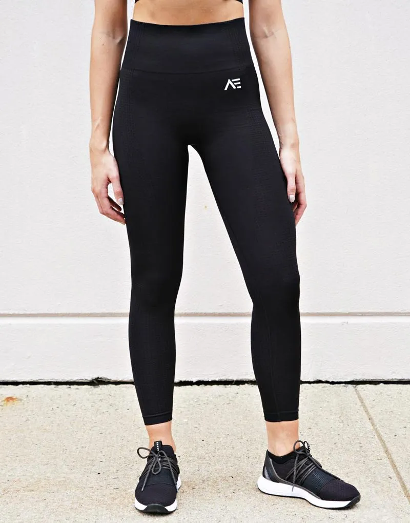 DOMINATE SEAMLESS LEGGINGS  - BLACK