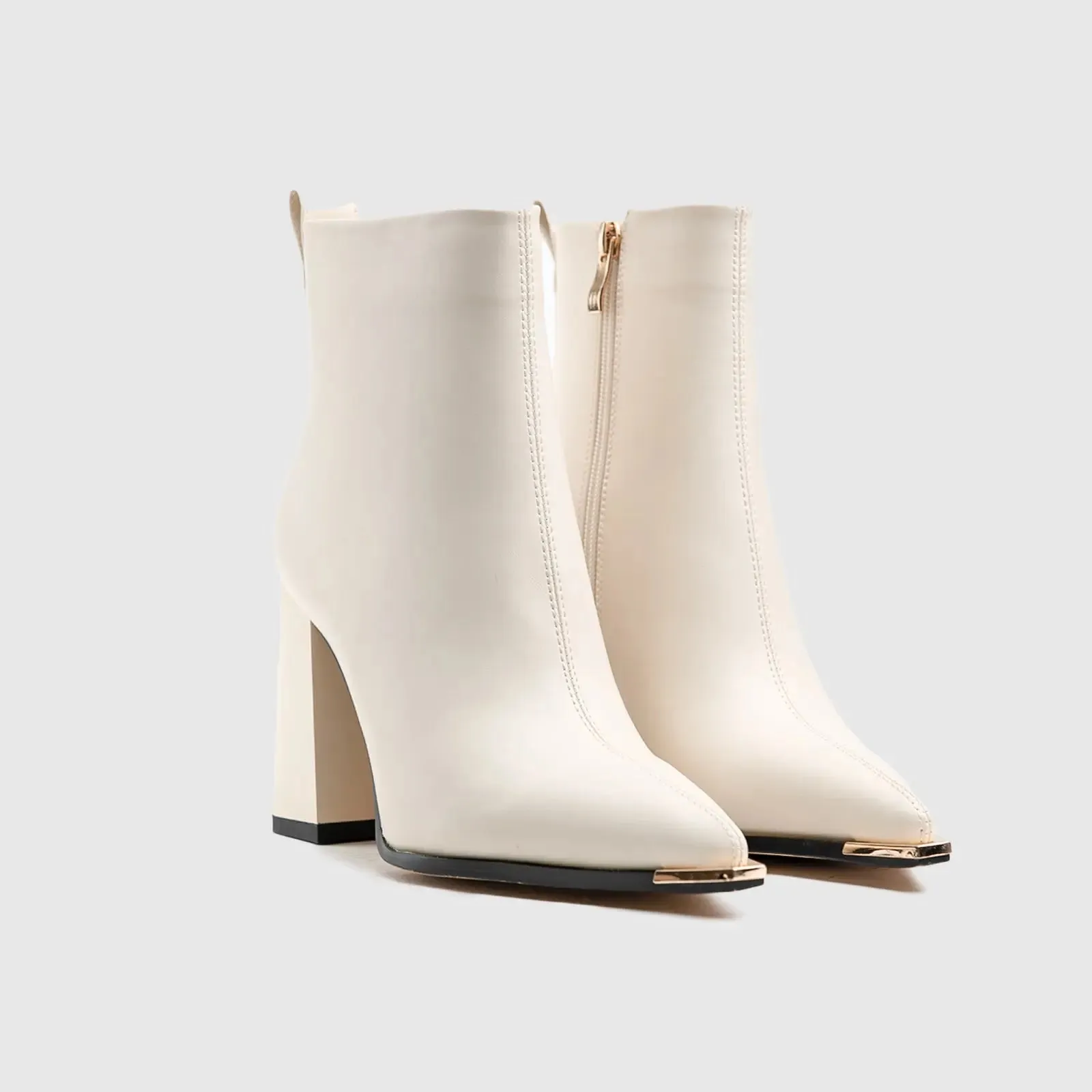 Dress Ankle Boots White Car020