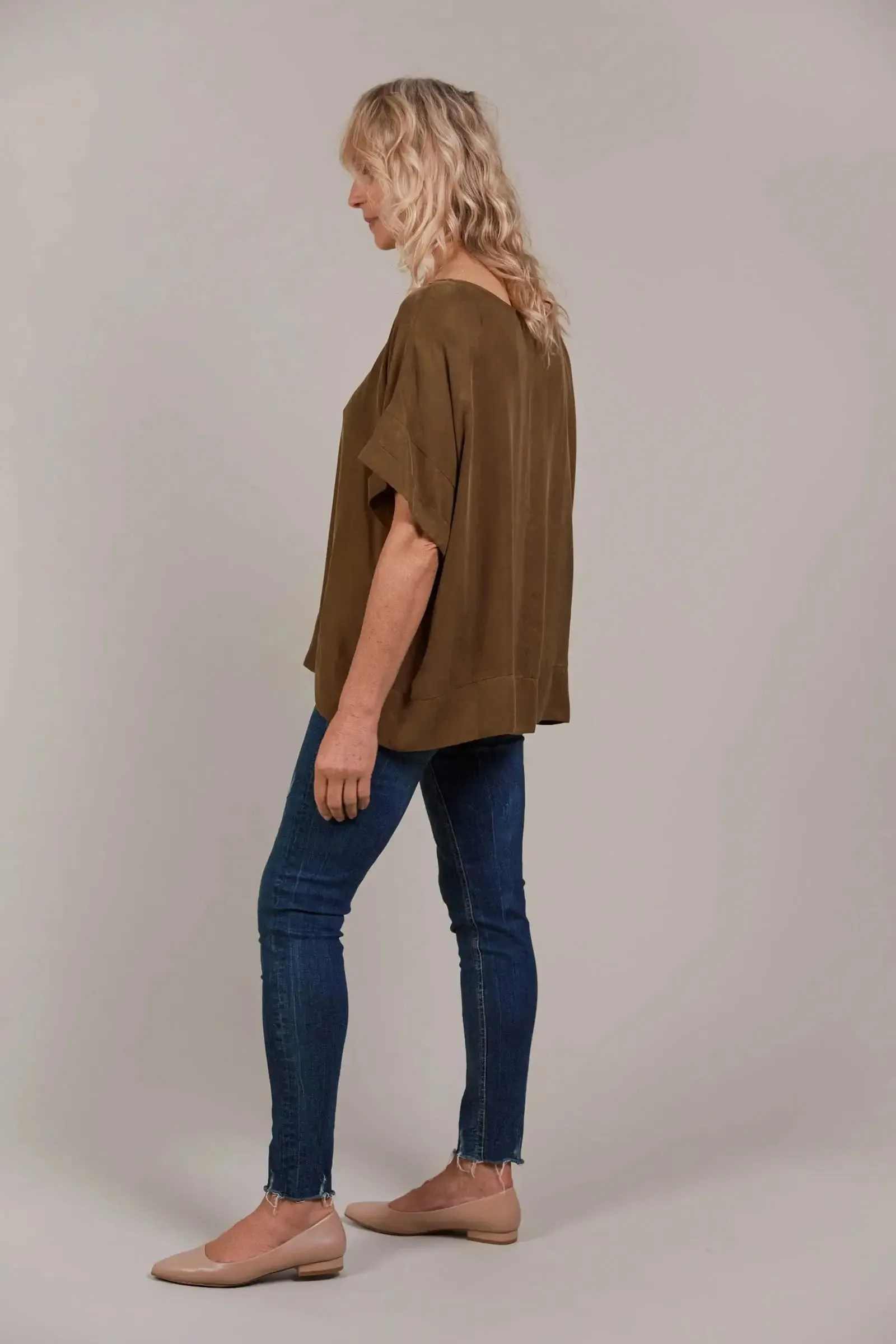 Eb & Ive Eden Relaxed Top -Tobacco