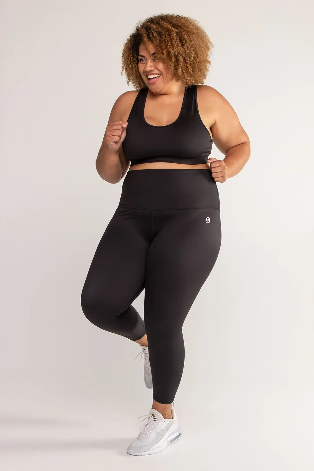 Essential High-Waist Move 7/8 Length Legging - Black