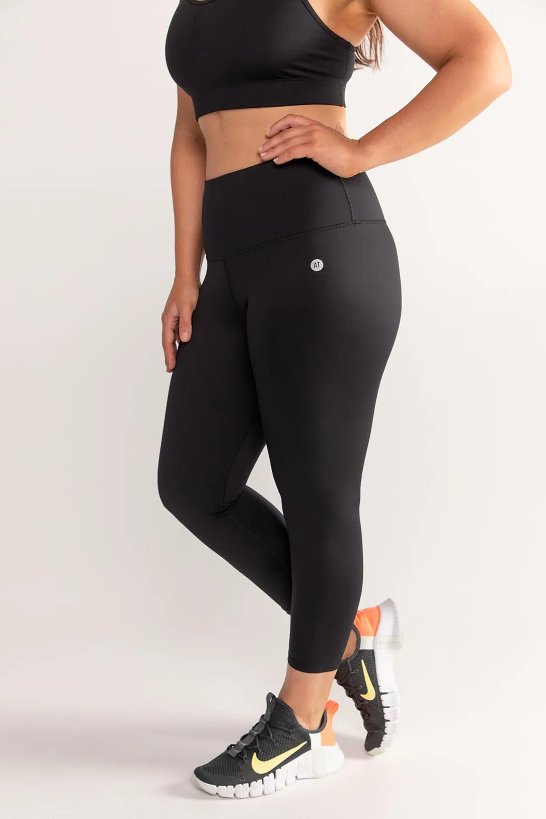 Essential High-Waist Move 7/8 Length Legging - Black