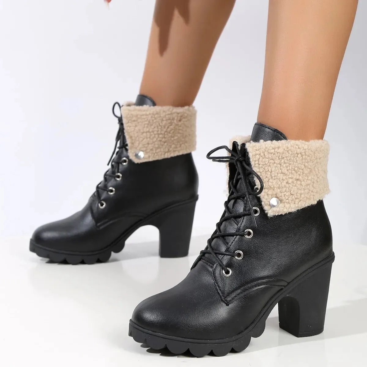 Feeded winter boots for women
