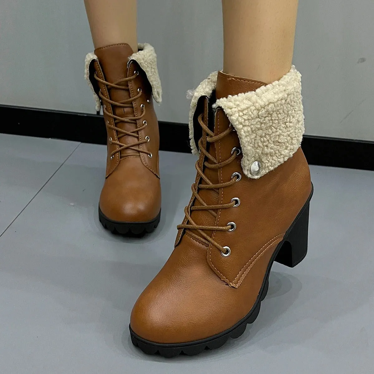 Feeded winter boots for women