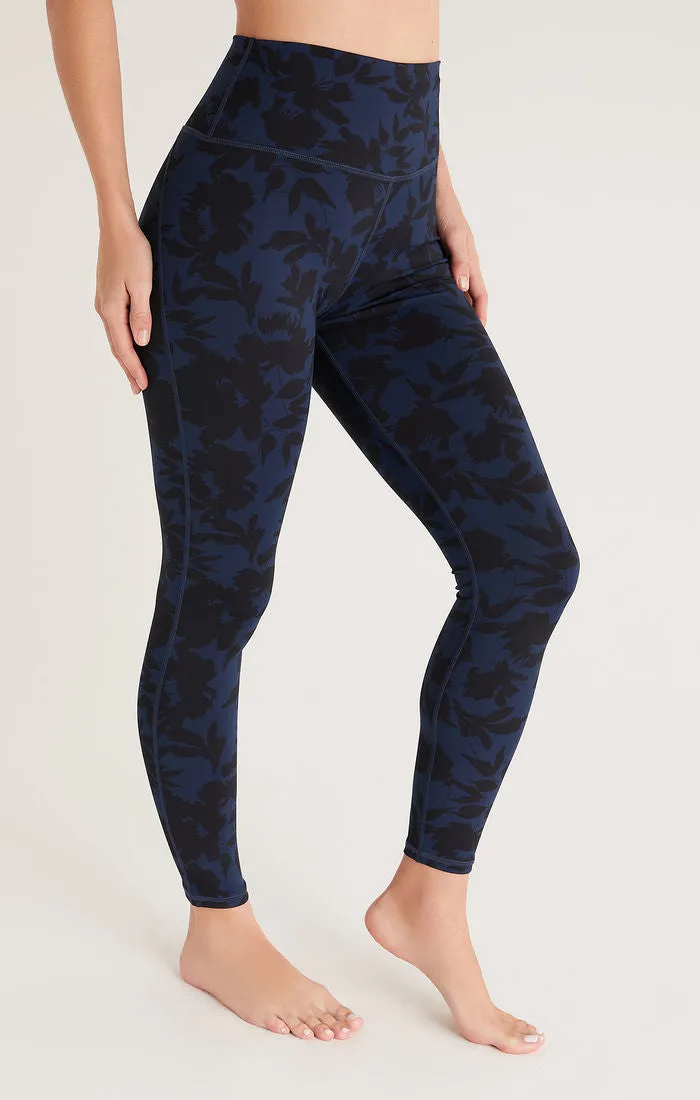 Go for it floral 7/8 leggings in midnight blue