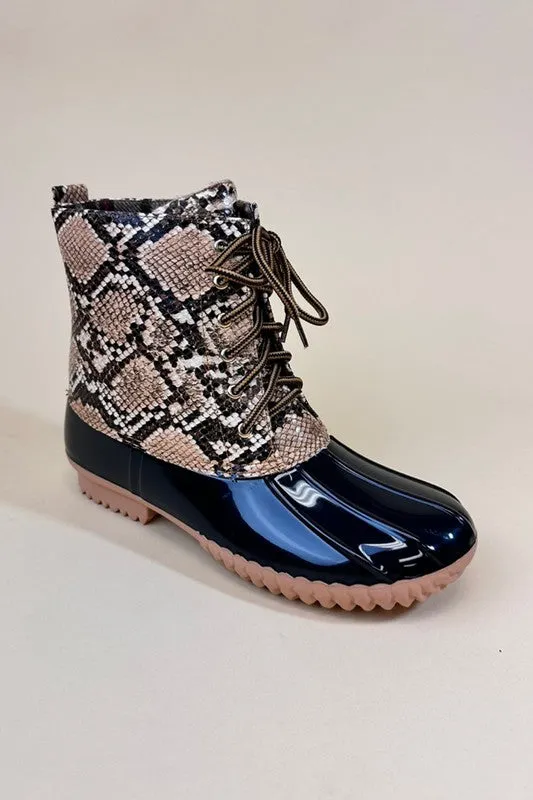 LACE UP WINTER RAIN BOOT, ANIMAL PRINT