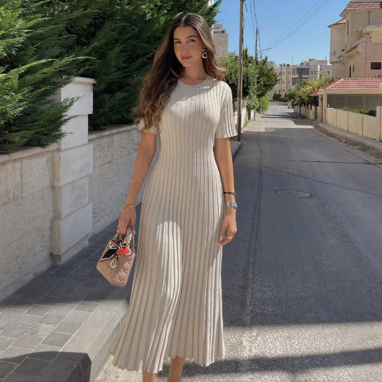 Lana - Pleated Maxi Dress