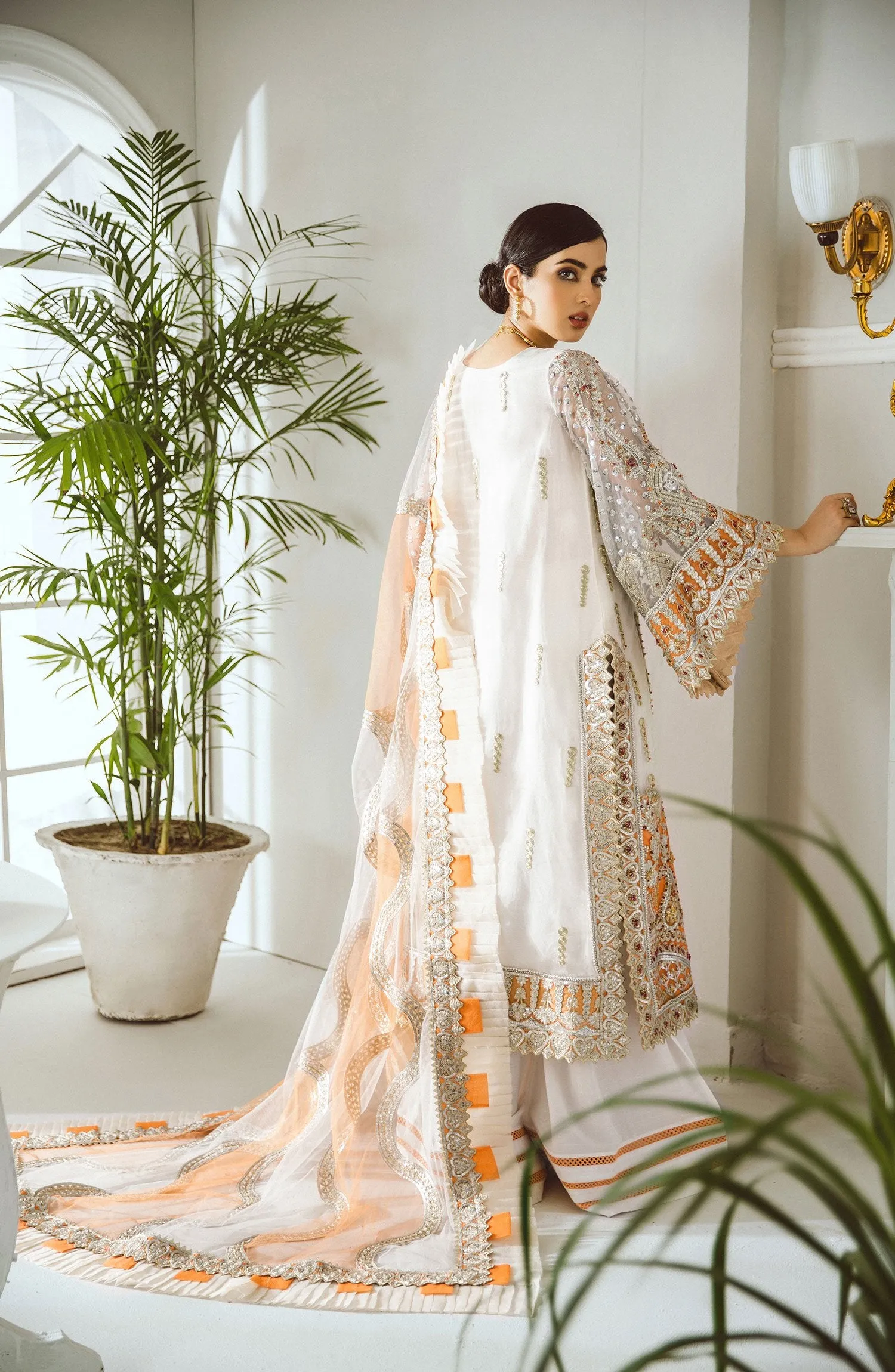 Latest Women Shalwar Kameez in White Color 2021 #PF175