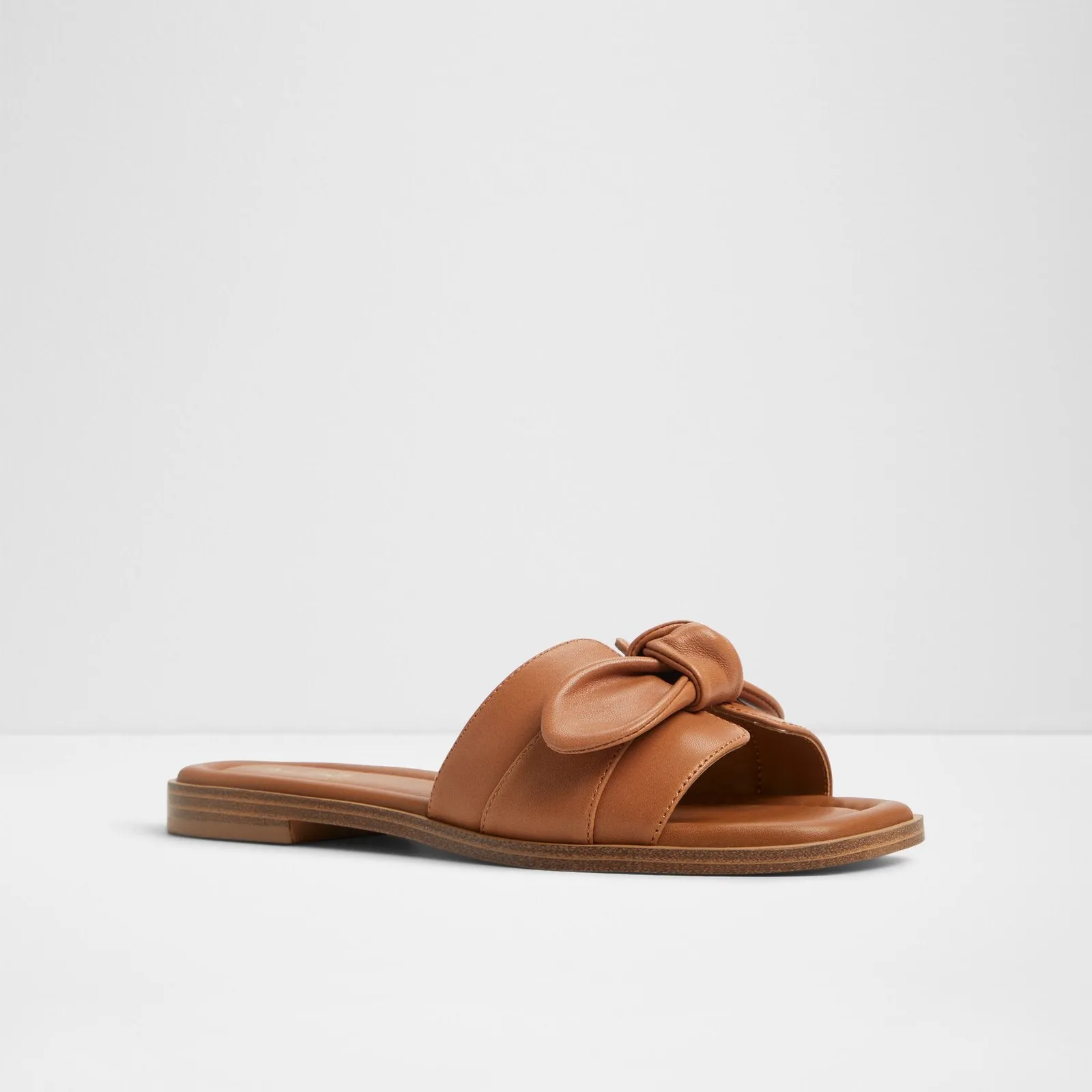 Lavinia / Flat Sandals