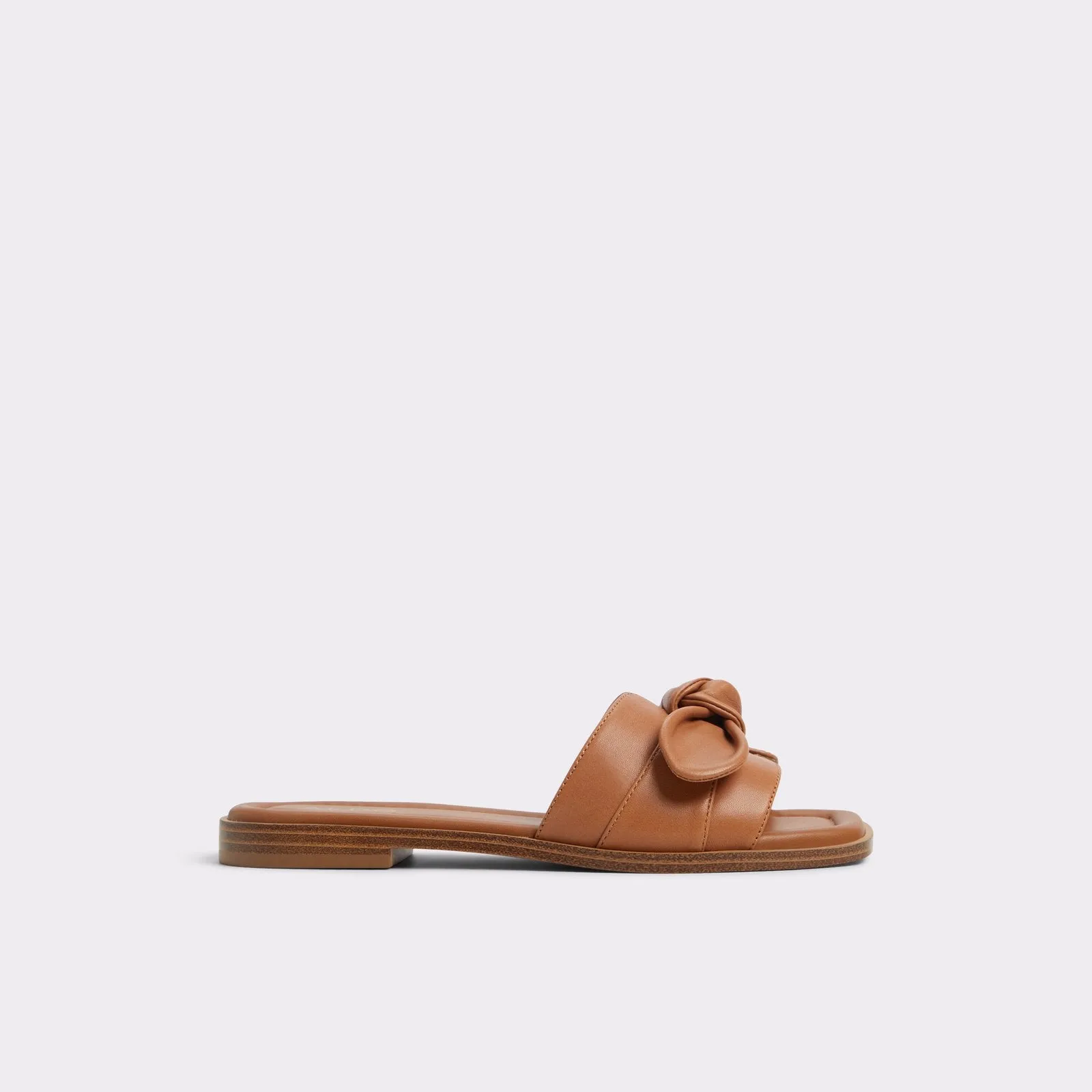 Lavinia / Flat Sandals