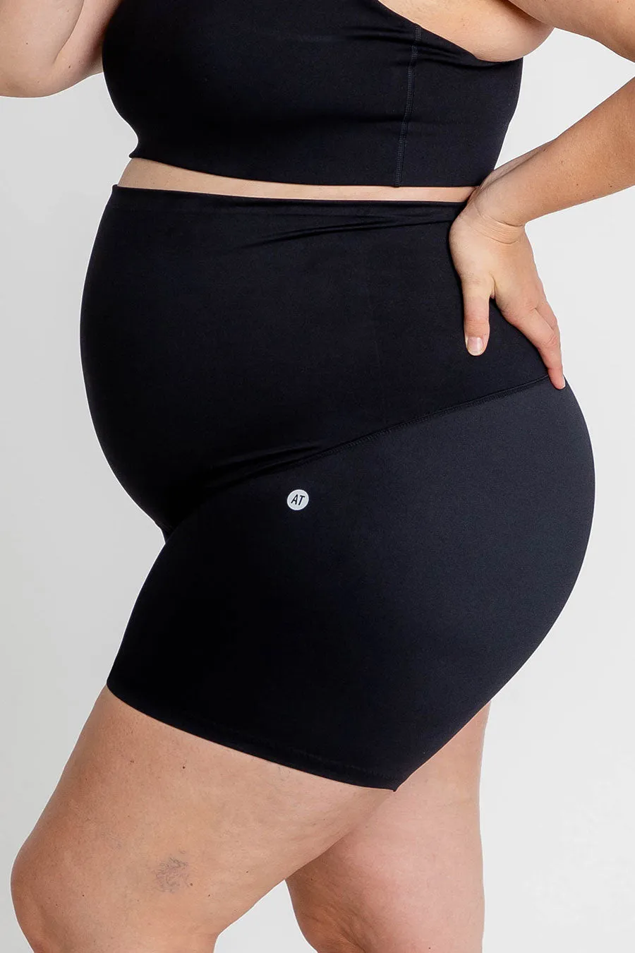 Maternity Mid Short - Black