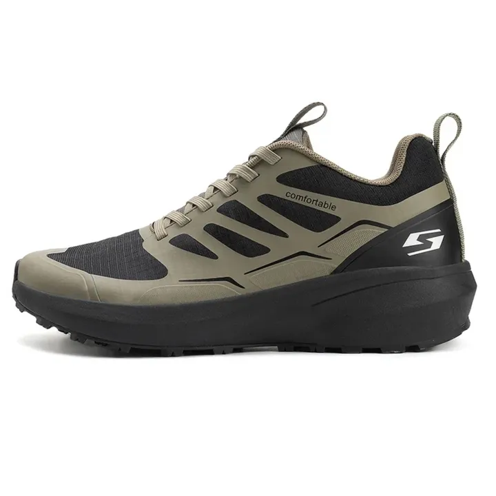 Men's hiking boots offering comfort and arch support