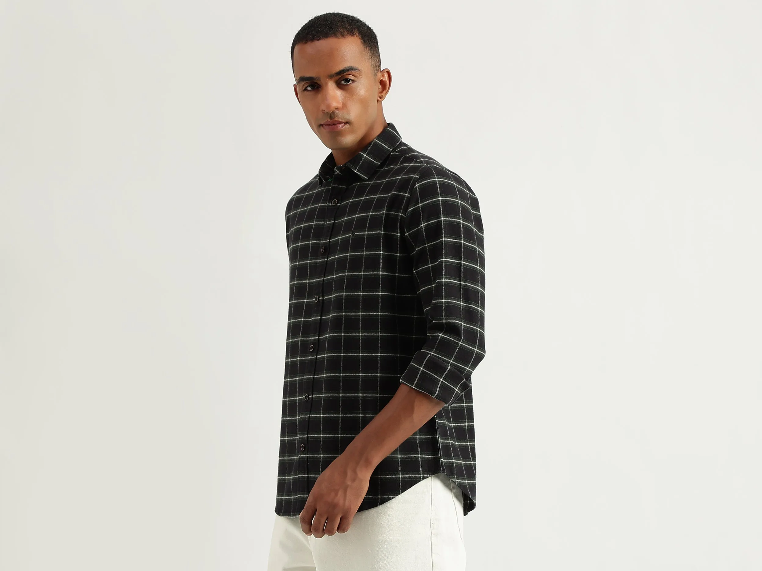 Men's Regular Fit Spread Collar Checked Shirts
