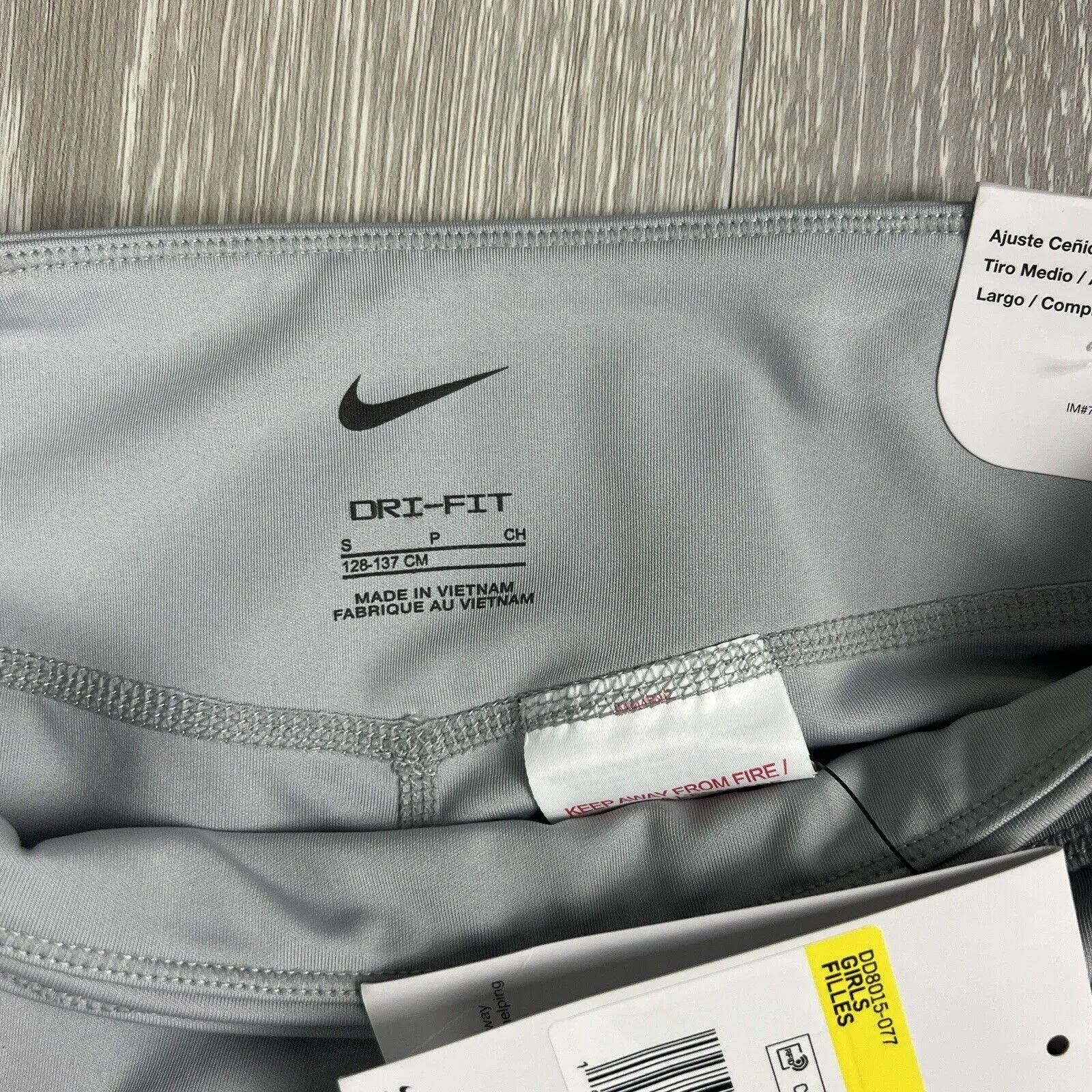 Nike Womens Grey Activewear Tight Fit Full Length Leggings Size Small (New)