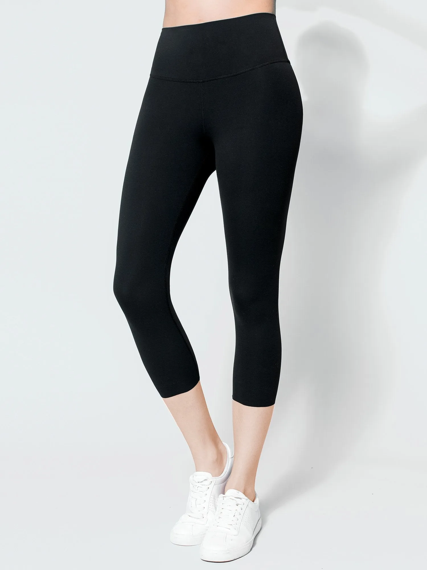 NUDE SHAPE HIGH WAIST CROPS, BLACK