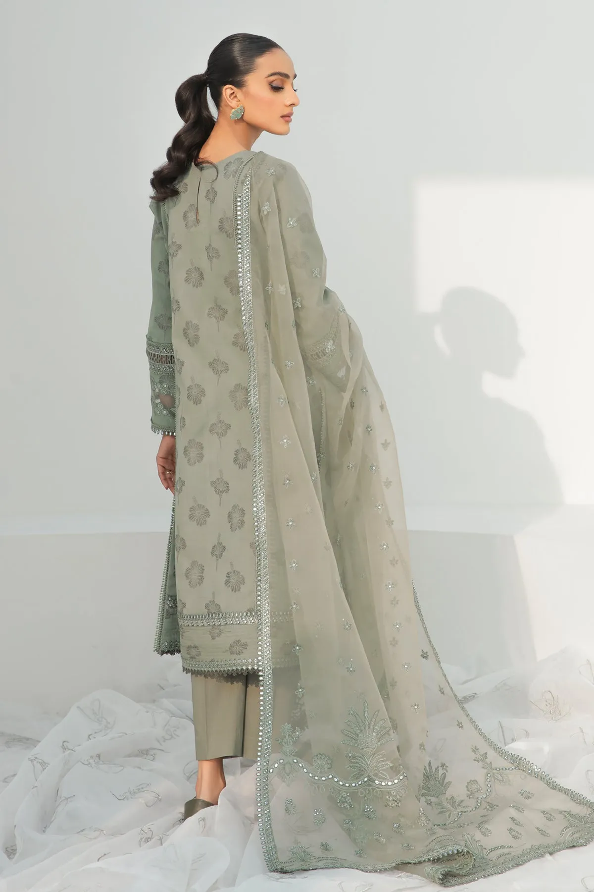 Pakistani Long Kameez Salwar and Dupatta Party Wear