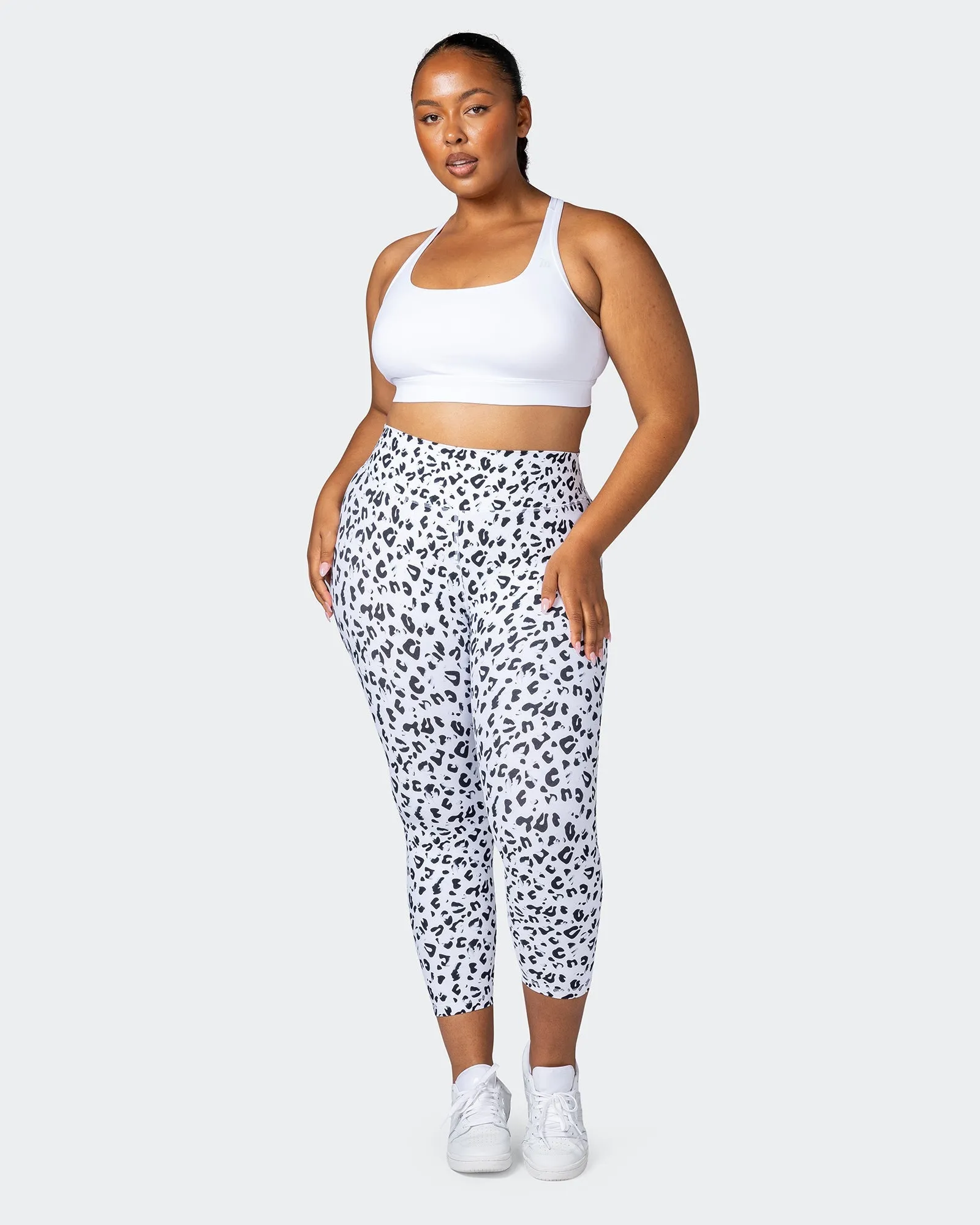 Signature Scrunch 7/8 Leggings - Snow Leopard