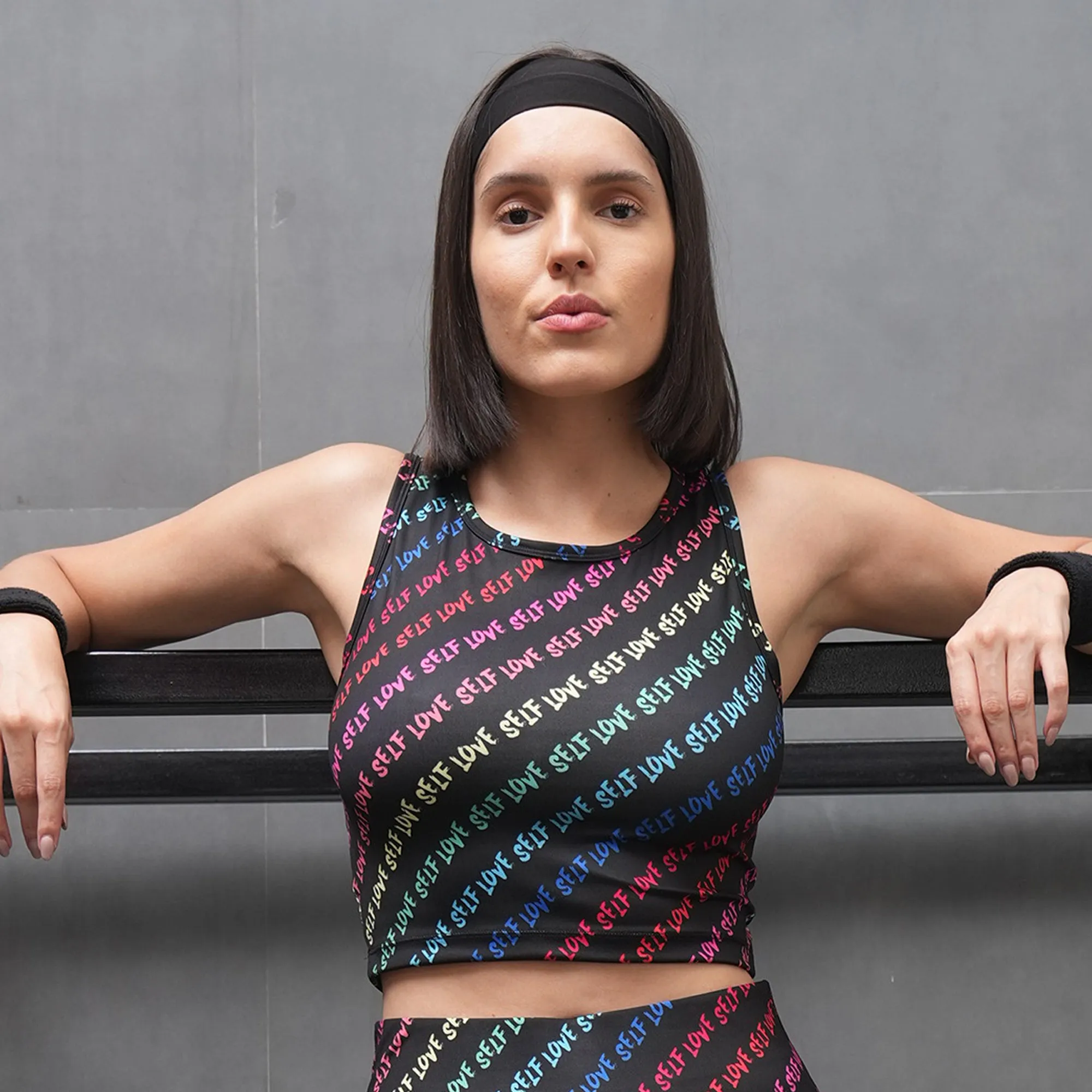 Sleeveless Activewear Printed Sports Crop Top