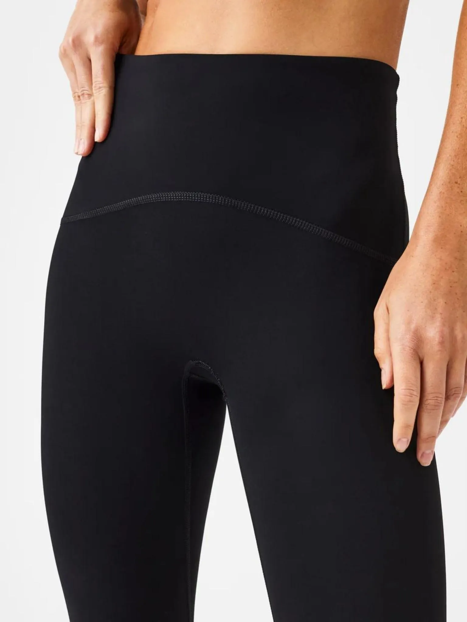 SPANX 7/8 Booty Boost Legging