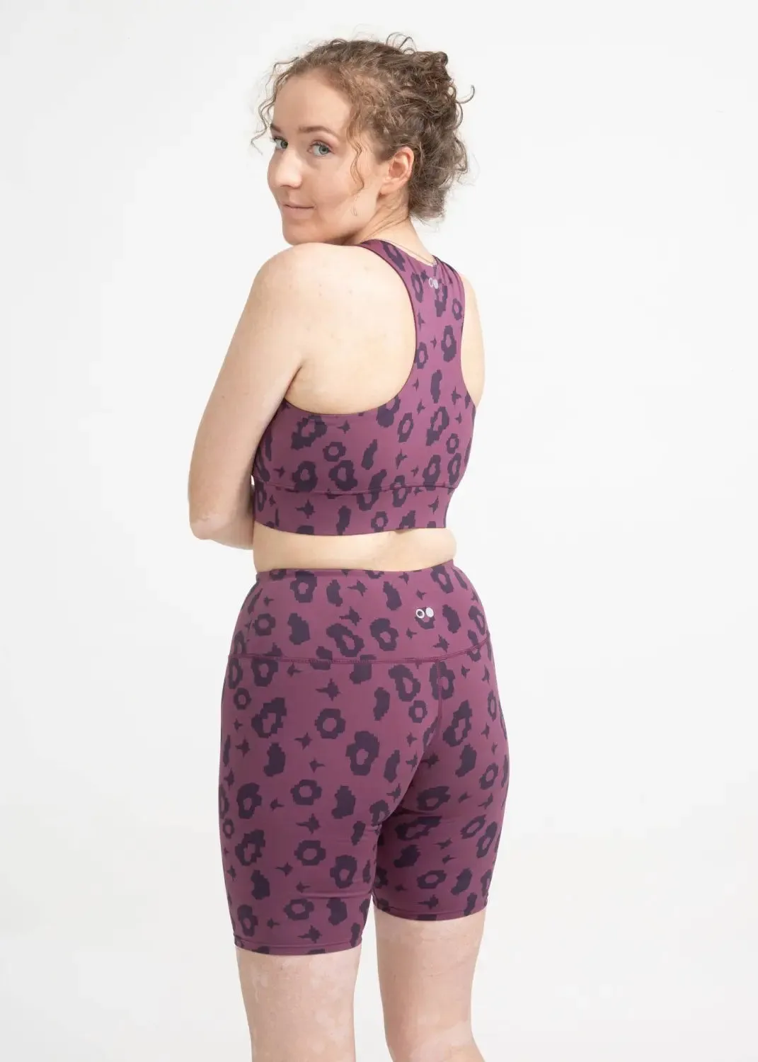 Sports Bra Ubud in Lila Leopard