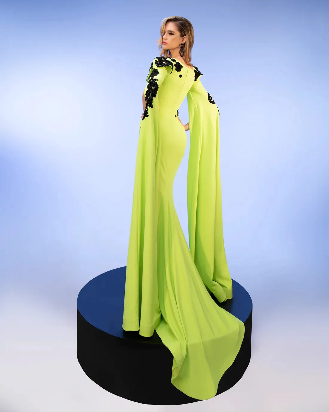Style F02802