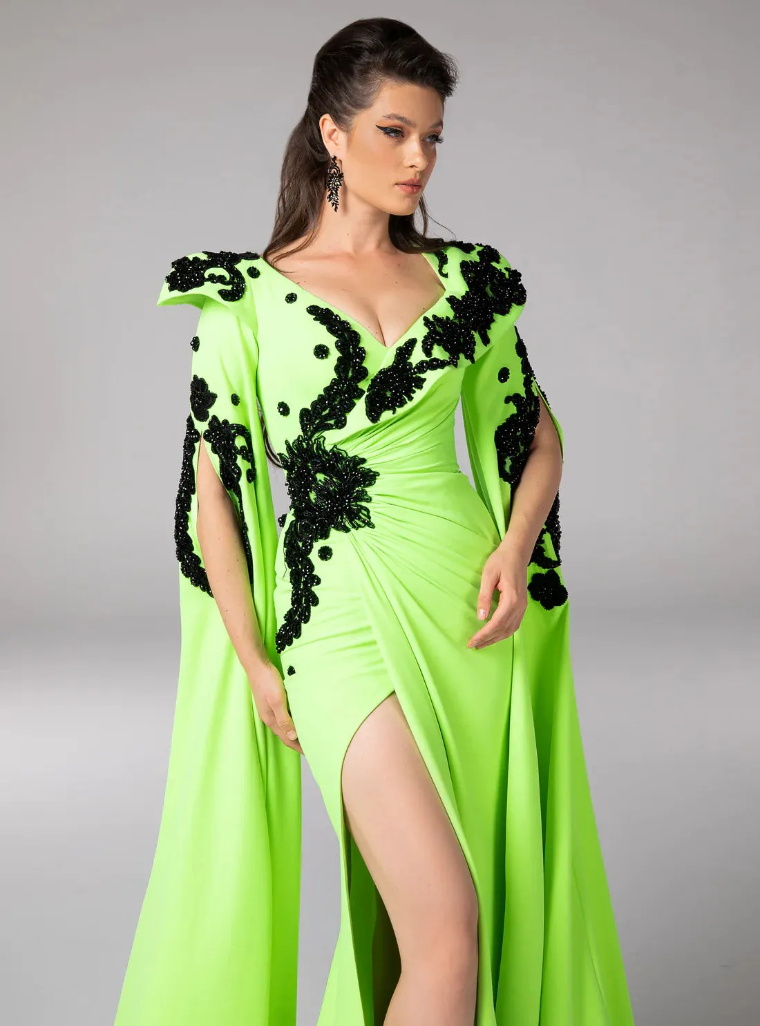 Style F02802