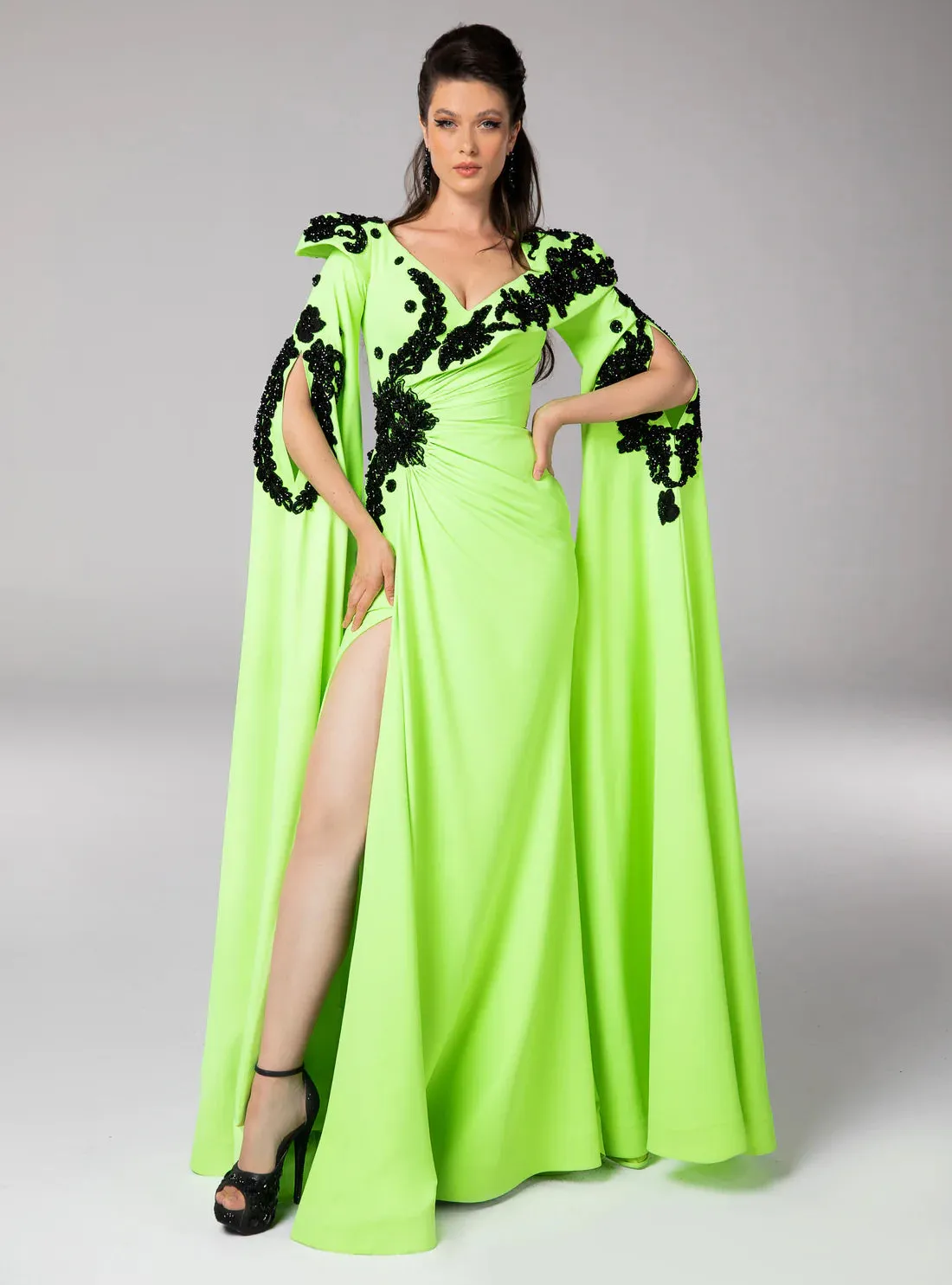 Style F02802