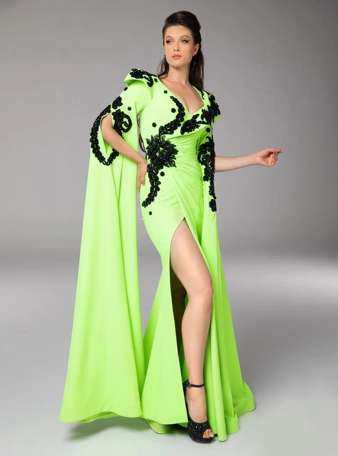 Style F02802