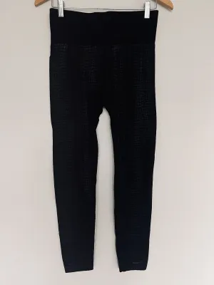 TAHARI Sport Women's Black Snakeskin Leggings Size XL