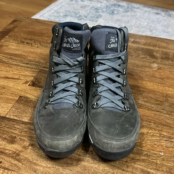 The North FaceBack-To-Berkeley Redux Leather Boots size 11