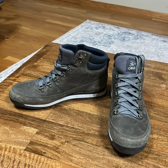 The North FaceBack-To-Berkeley Redux Leather Boots size 11