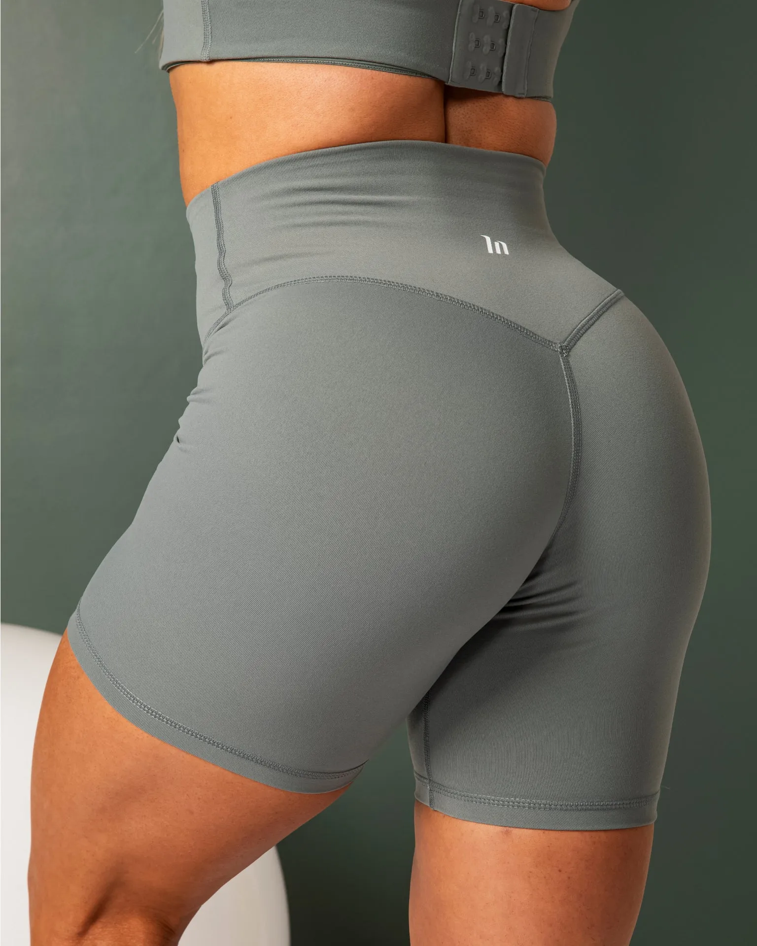 Ultra Signature Bike Shorts - Botanica