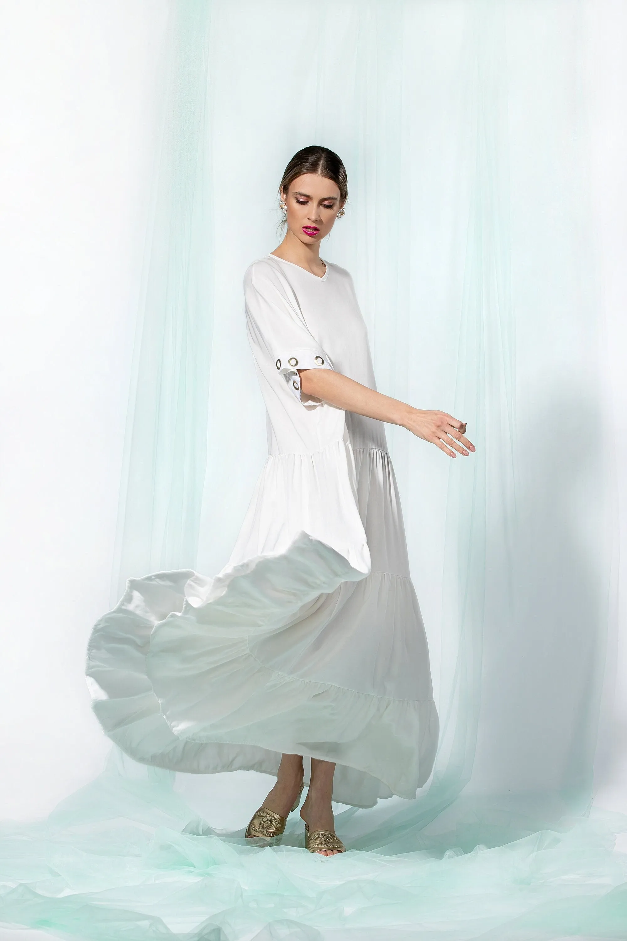 White Maxi Dress with Loose Fit, Maternity Dress, Loose Maxi Dress, Boho Wedding Dress, Long White Dress, Alternative Wedding Dress
