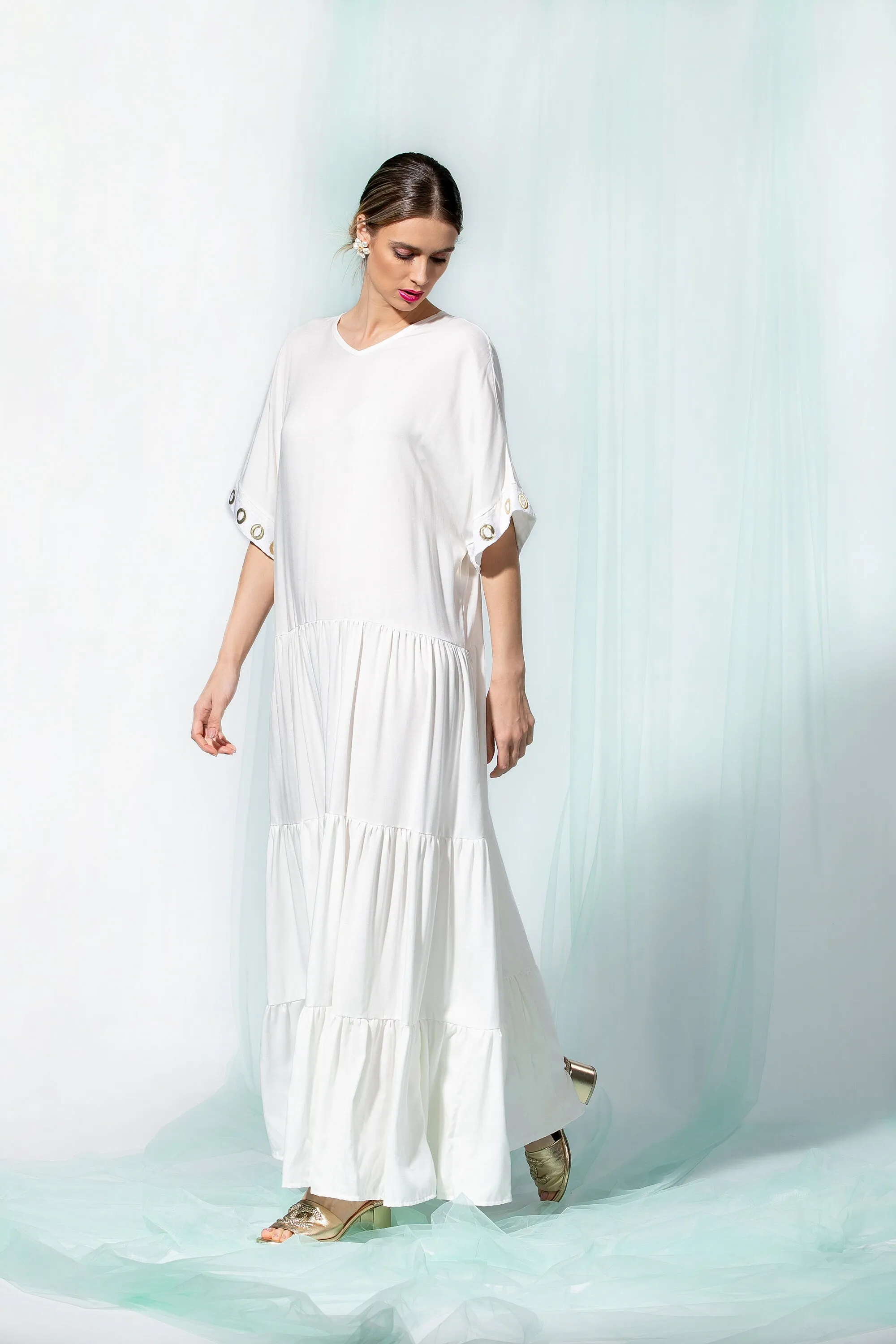 White Maxi Dress with Loose Fit, Maternity Dress, Loose Maxi Dress, Boho Wedding Dress, Long White Dress, Alternative Wedding Dress