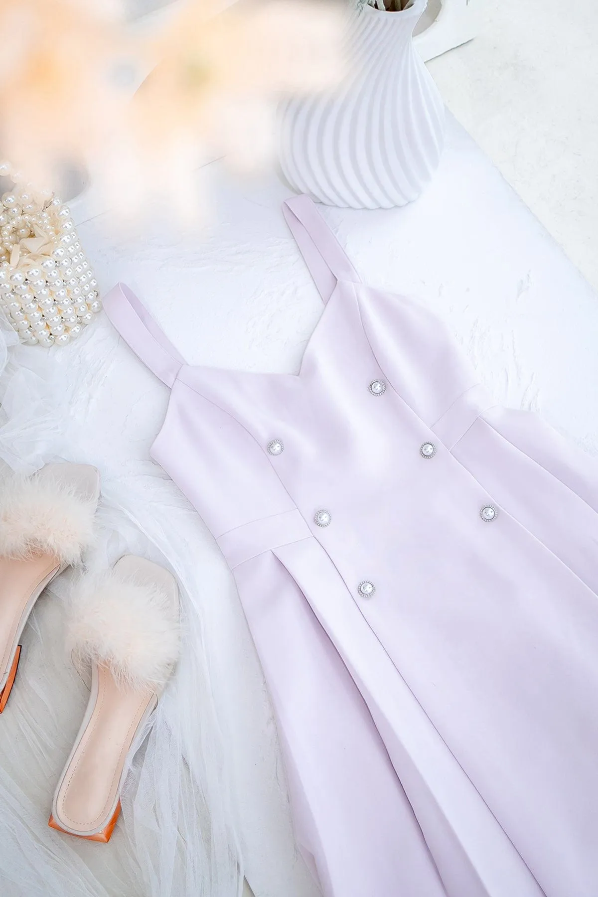 WINDSOR PLEATED DRESS IN PALE LILAC